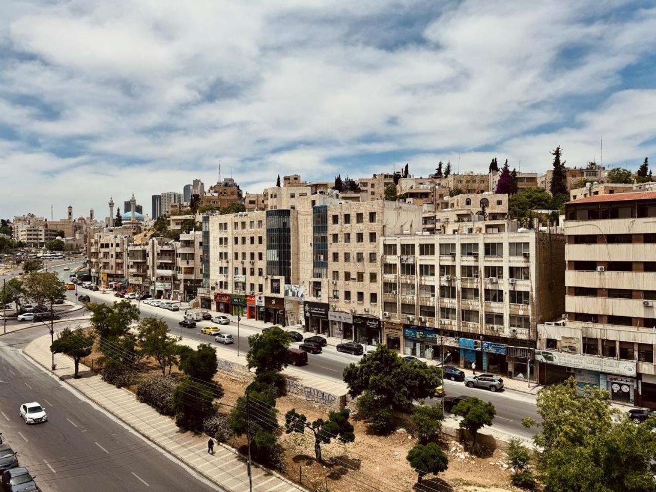 New Merryland Hotel Amman Exterior photo