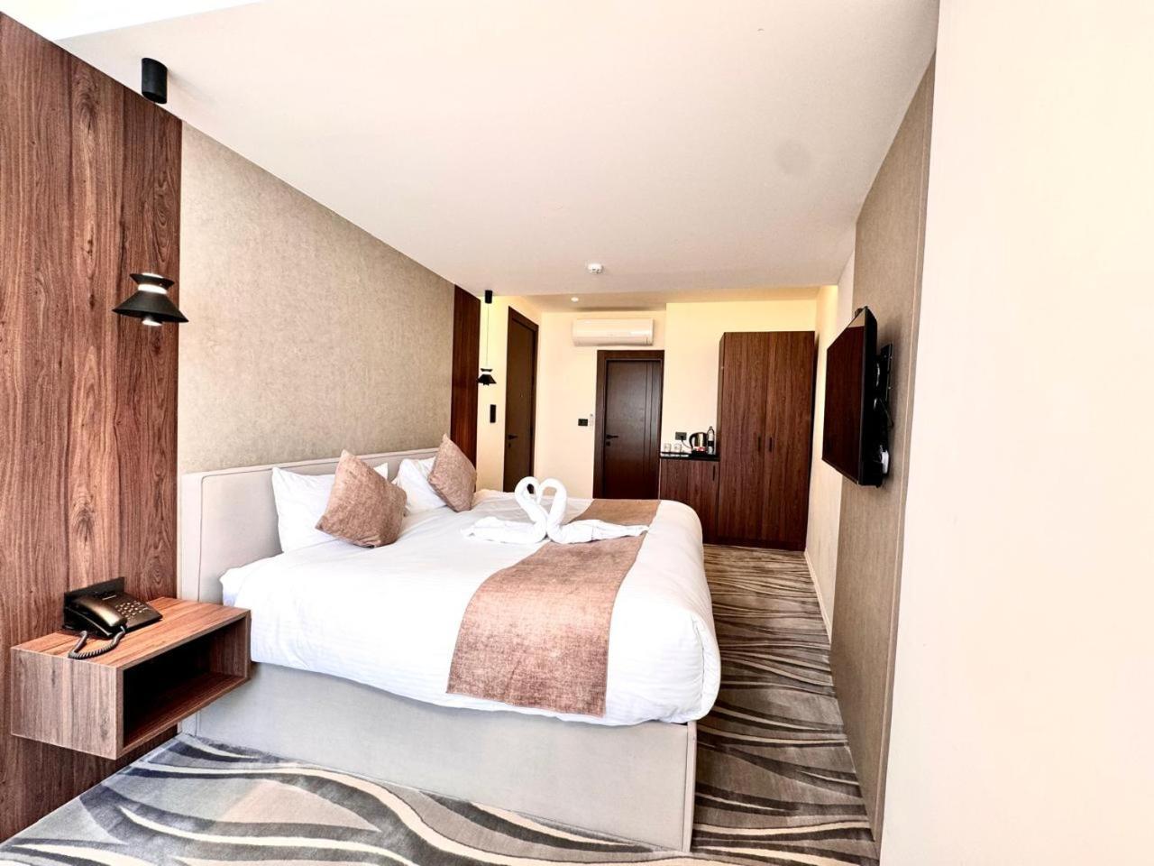 New Merryland Hotel Amman Exterior photo